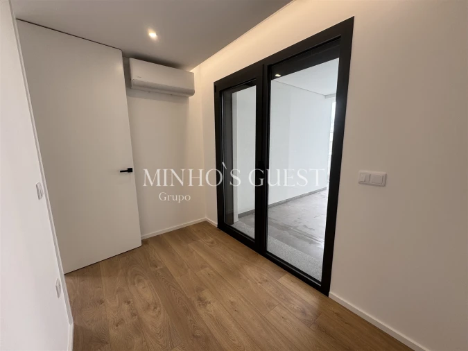 Moradia T3 para Venda em Merelim (São Paio), Panoias e Parada de Tibães Foto 9