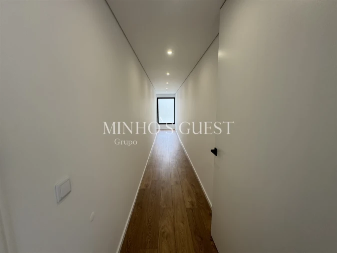 Moradia T3 para Venda em Merelim (São Paio), Panoias e Parada de Tibães Foto 7