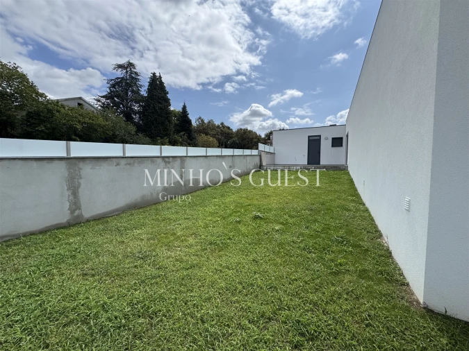 Moradia T3 para Venda em Merelim (São Paio), Panoias e Parada de Tibães Foto 20