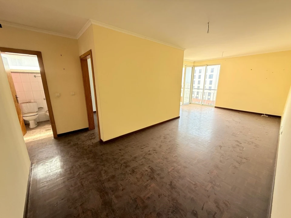 Apartamento T4 para Venda em São Martinho Foto 4