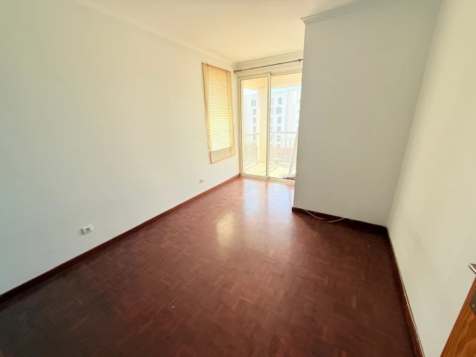 Apartamento T4 para Venda em São Martinho Foto 10