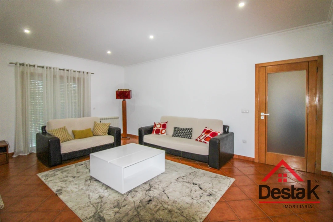 Moradia T3 para Venda em Santa Cruz da Trapa e São Cristóvão de Lafões Foto 22