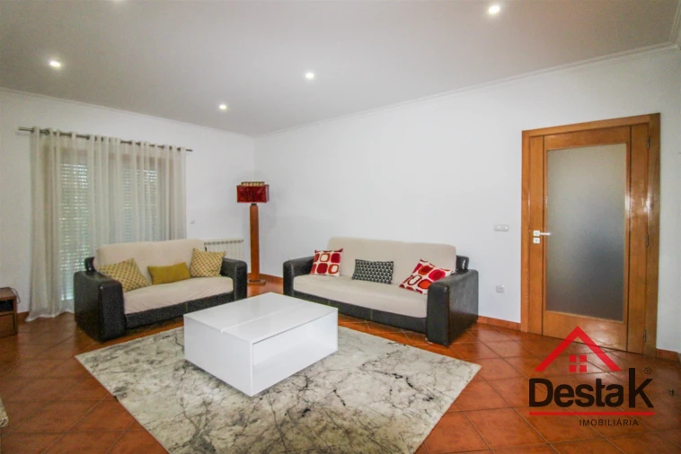 Moradia T3 para Venda em Santa Cruz da Trapa e São Cristóvão de Lafões Foto 22