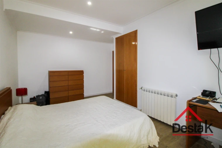 Moradia T3 para Venda em Santa Cruz da Trapa e São Cristóvão de Lafões Foto 31