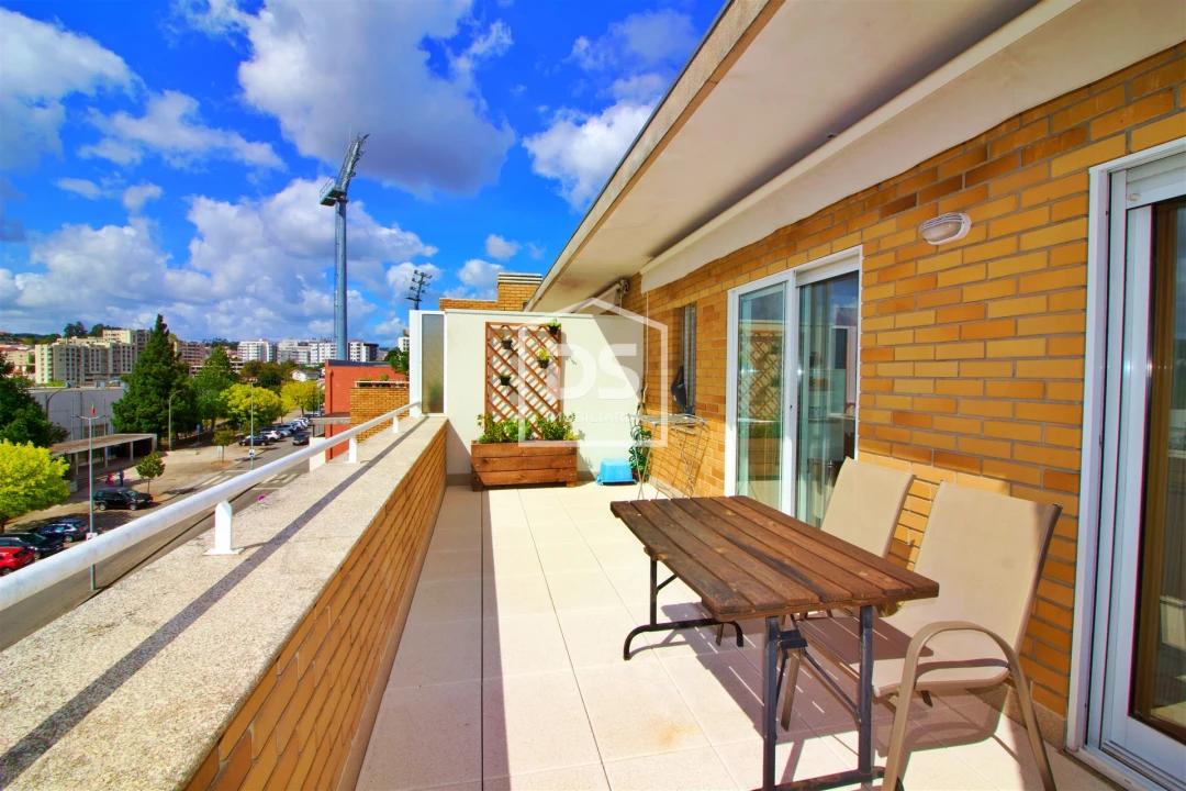 Apartamento T4 para Venda em Paredes Foto 41