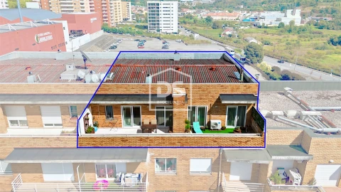 Apartamento T4 para Venda em Paredes