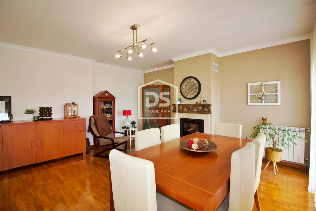 Apartamento T4 para Venda em Paredes Foto 13