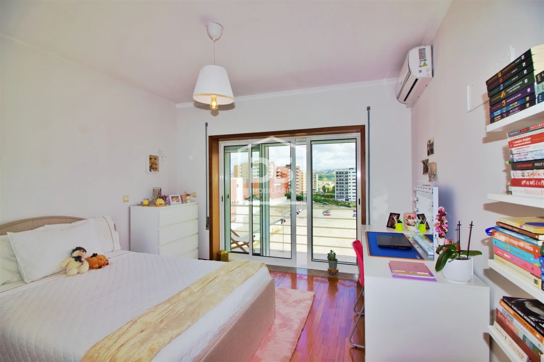 Apartamento T4 para Venda em Paredes Foto 19