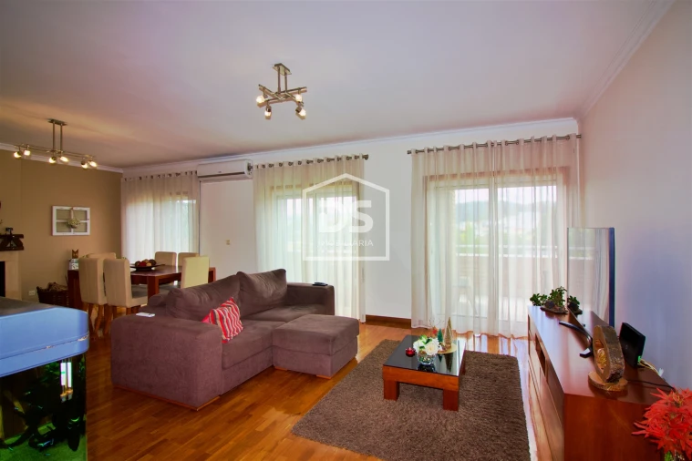 Apartamento T4 para Venda em Paredes Foto 9