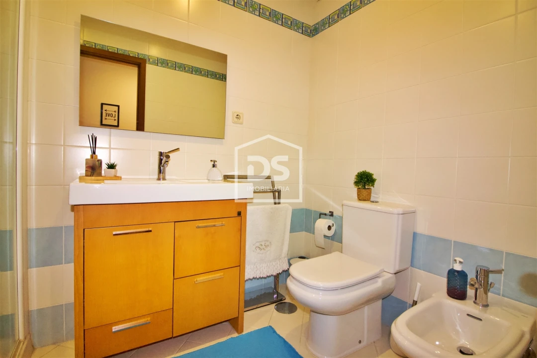 Apartamento T4 para Venda em Paredes Foto 29