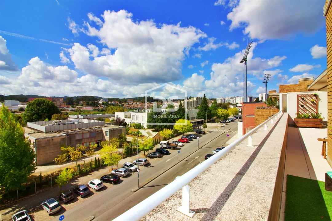 Apartamento T4 para Venda em Paredes Foto 44