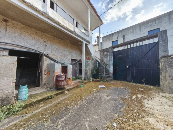 Moradia T5 para Venda em Lousã e Vilarinho Foto 5