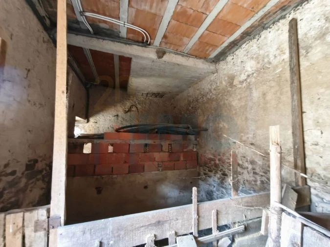 Moradia T5 para Venda em Lousã e Vilarinho Foto 9