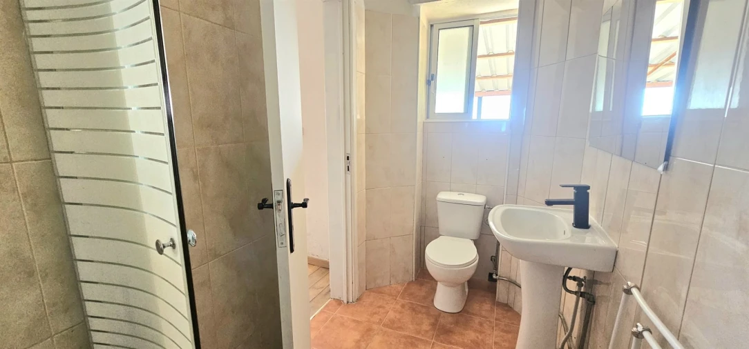 Apartamento T1 para Arrendamento em Covilhã e Canhoso Foto 5