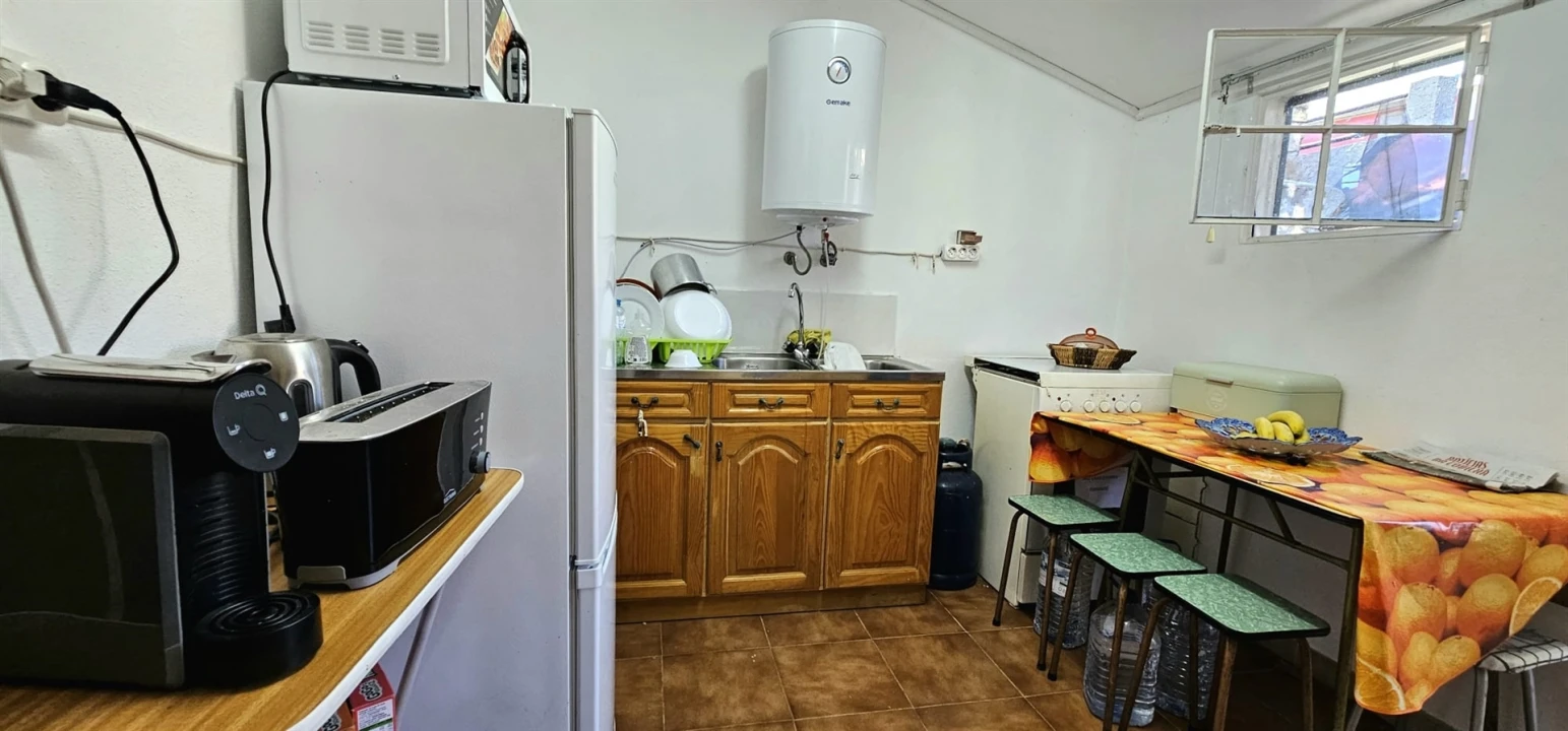 Moradia T2 para Venda em Cortes do Meio Foto 37