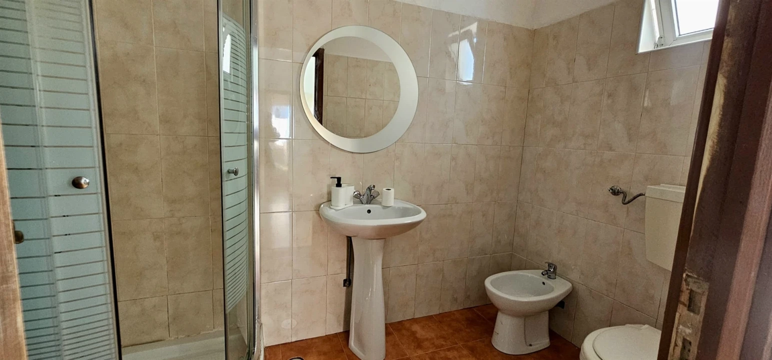 Apartamento T1 para Arrendamento em Covilhã e Canhoso Foto 10