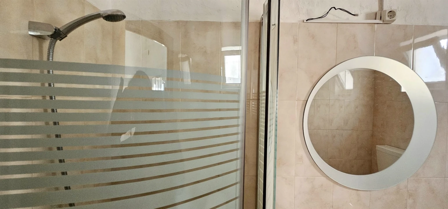 Apartamento T1 para Arrendamento em Covilhã e Canhoso Foto 9