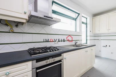 Apartamento T5 para Venda em Leiria, Pousos, Barreira e Cortes