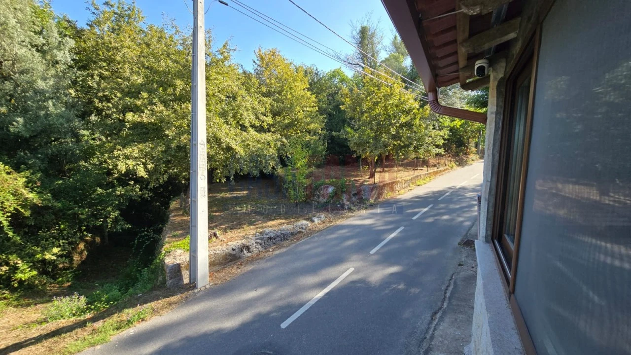 Moradia T2 para Venda em Ponte da Barca, V.N. Muía, Paço Vedro Magalhães Foto 18