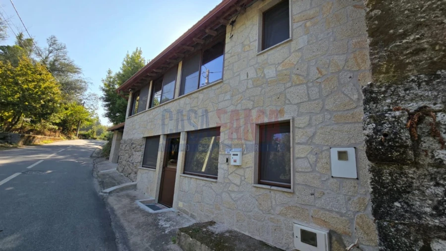 Moradia T2 para Venda em Ponte da Barca, V.N. Muía, Paço Vedro Magalhães Foto 2