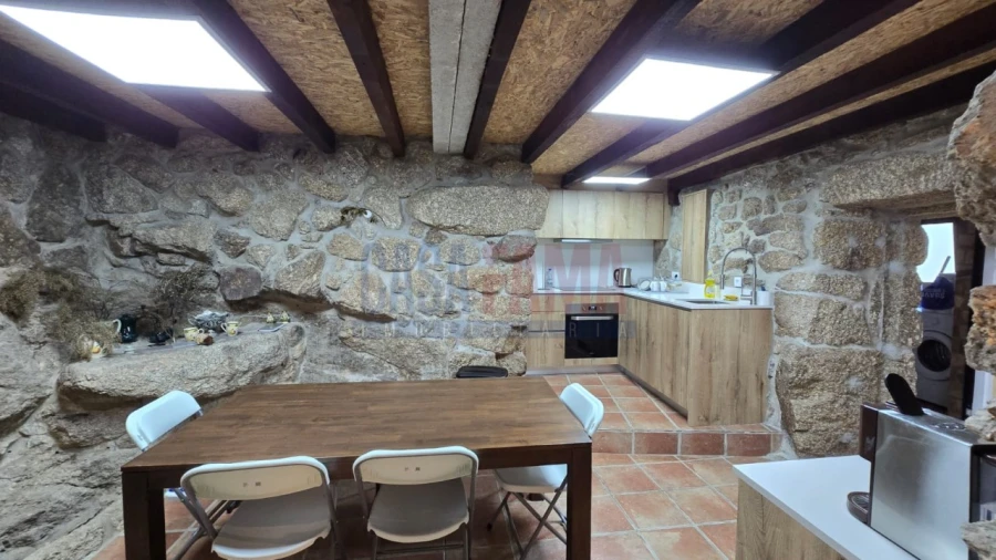 Moradia T2 para Venda em Ponte da Barca, V.N. Muía, Paço Vedro Magalhães Foto 6