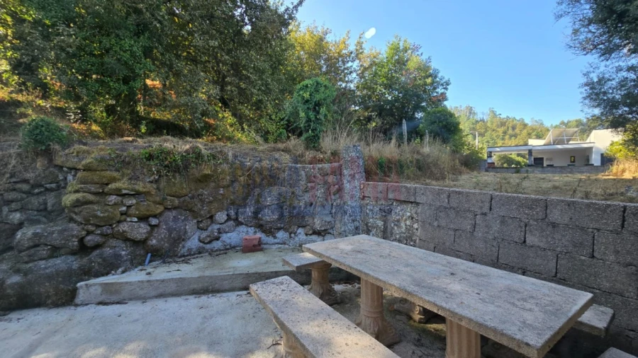 Moradia T2 para Venda em Ponte da Barca, V.N. Muía, Paço Vedro Magalhães Foto 17