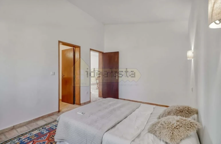 Moradia T3 para Venda em Santa Barbara de Nexe Foto 8