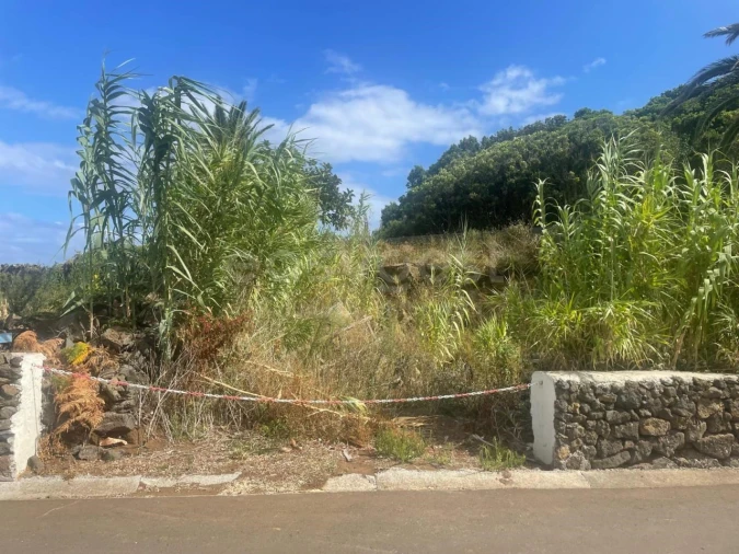Terreno para Venda em Cabo da Praia Foto 1