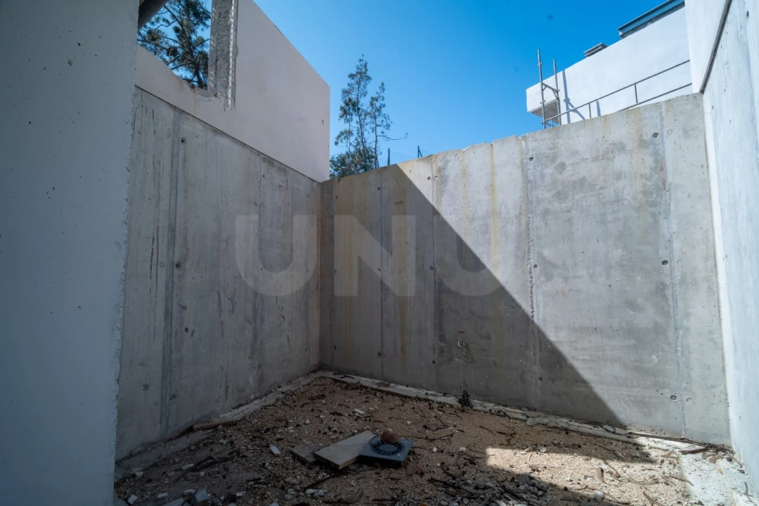 Moradia T4 para Venda em Santa Maria, São Pedro e Sobral da Lagoa Foto 28