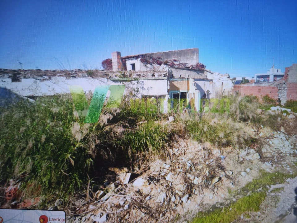 Terreno para Venda em Cartaxo e Vale da Pinta Foto 1