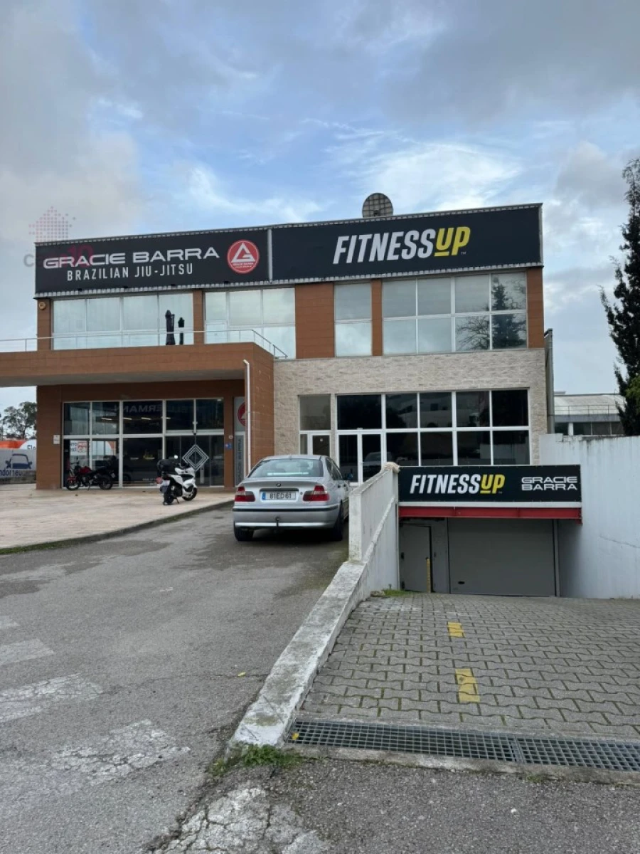 Loja para Venda em Setubal (São Sebastião) Foto 8