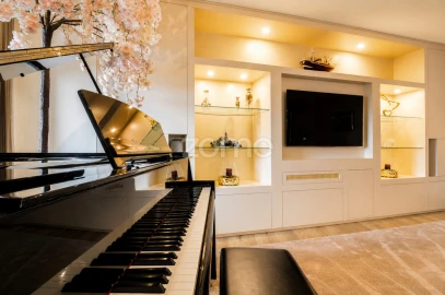 Apartamento T4 para Venda em Campanhã