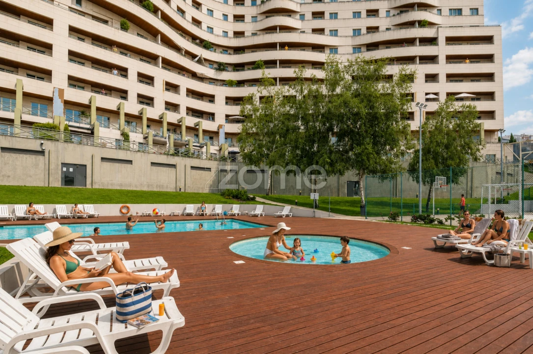 Apartamento T4 para Venda em Campanhã Foto 9