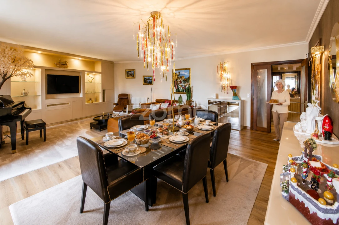 Apartamento T4 para Venda em Campanhã Foto 33