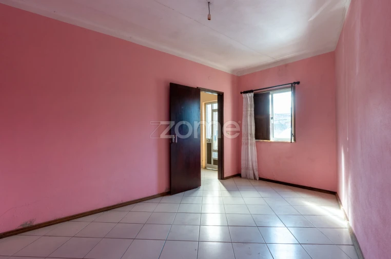 Moradia T2 para Venda em Tentugal Foto 10