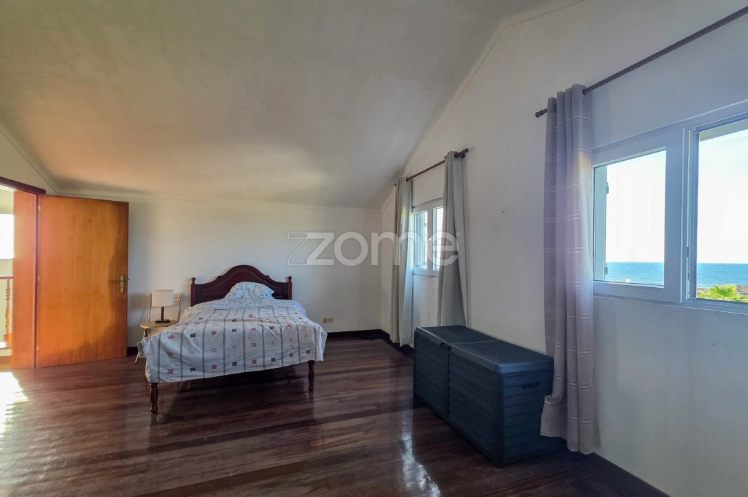 Moradia T5 para Venda em Mosteiros Foto 15