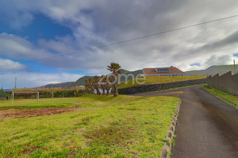 Moradia T5 para Venda em Mosteiros Foto 29