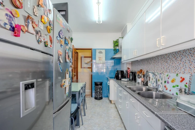 Apartamento T3 para Venda em Caparica e Trafaria Foto 7
