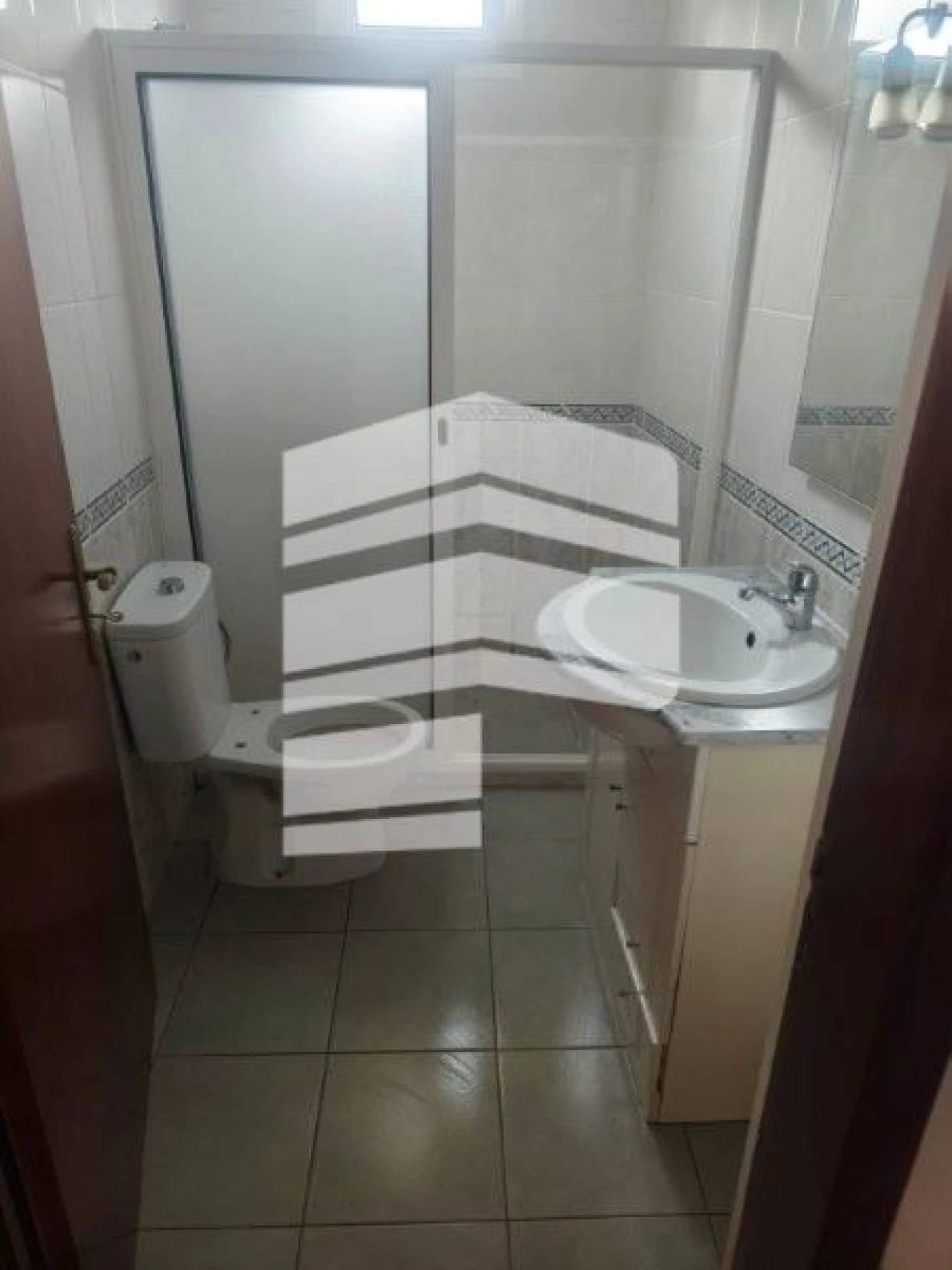 Moradia T6 para Venda em Estreito de Camara de Lobos Foto 7