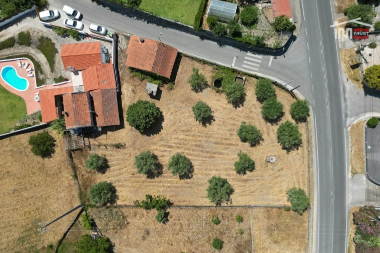 Moradia T3 para Venda em Nossa Senhora das Misericordias Foto 39