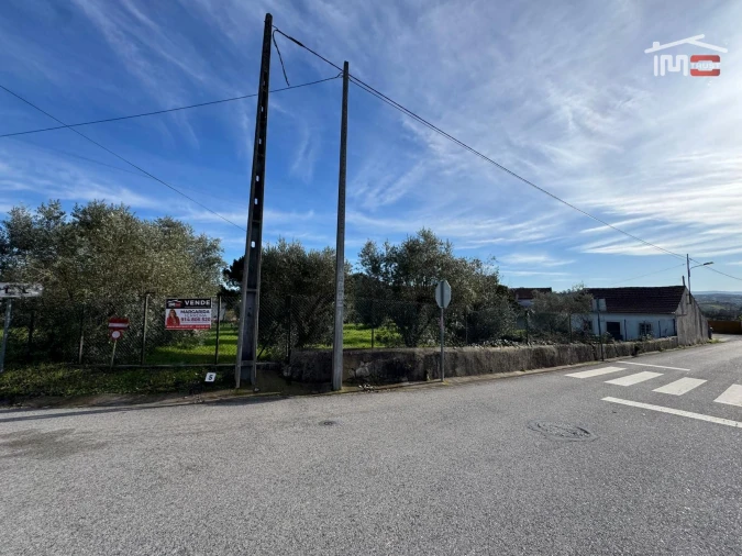 Moradia T3 para Venda em Nossa Senhora das Misericordias Foto 40