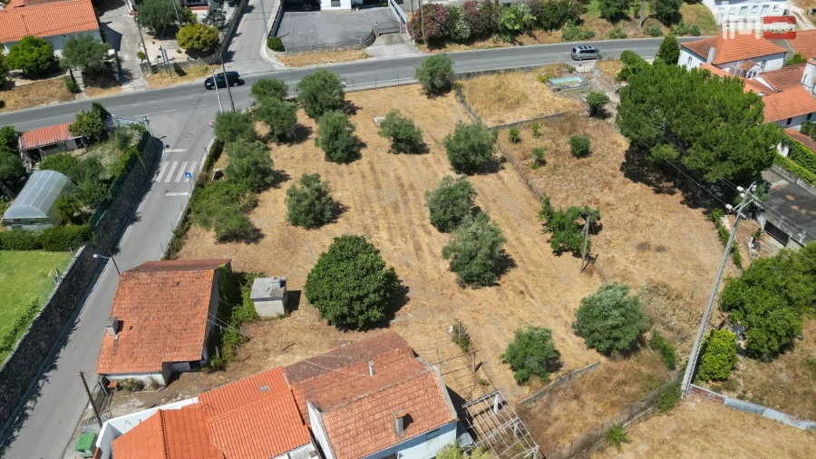 Moradia T3 para Venda em Nossa Senhora das Misericordias