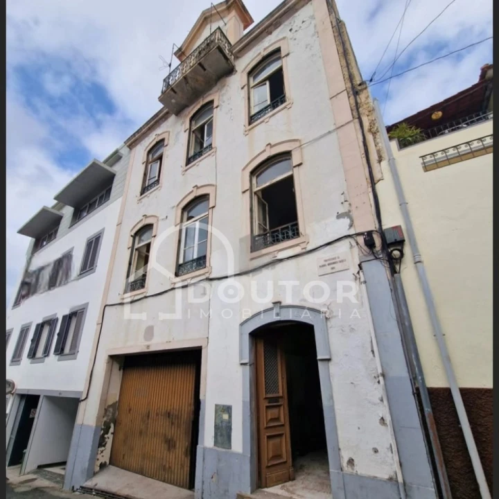 Prédio para Venda em Funchal (Santa Luzia) Foto 1