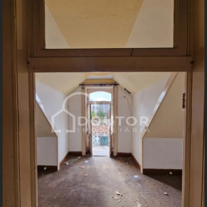 Prédio para Venda em Funchal (Santa Luzia) Foto 2