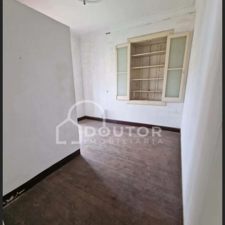 Prédio para Venda em Funchal (Santa Luzia) Foto 5