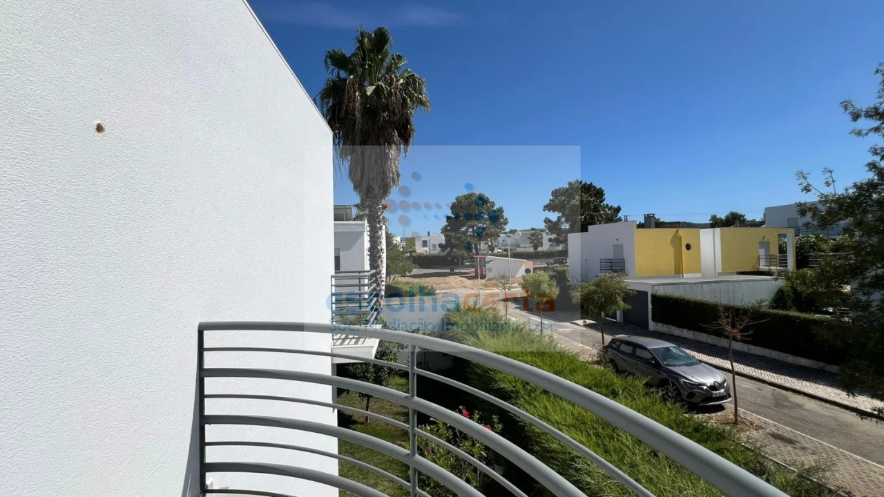 Moradia T3 para Venda em Quinta do Anjo Foto 35