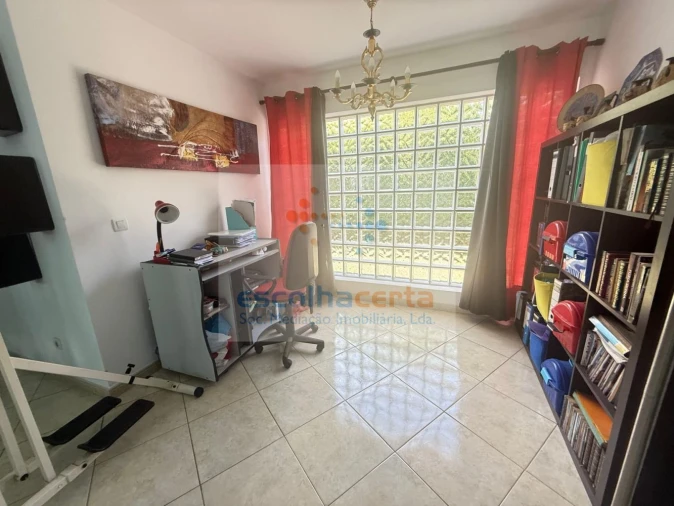 Moradia T3 para Venda em Quinta do Anjo Foto 15