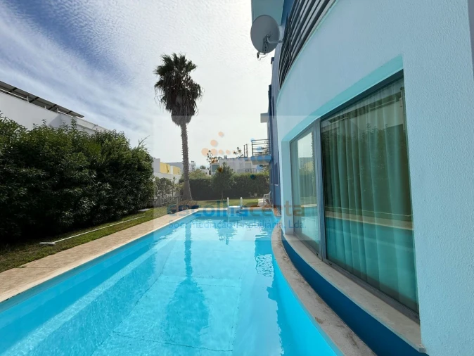 Moradia T3 para Venda em Quinta do Anjo Foto 2