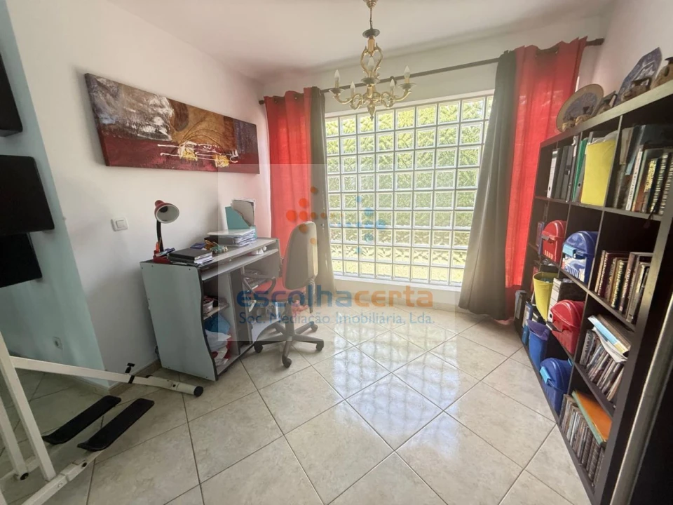 Moradia T3 para Venda em Quinta do Anjo Foto 15