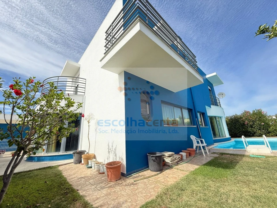 Moradia T3 para Venda em Quinta do Anjo Foto 6